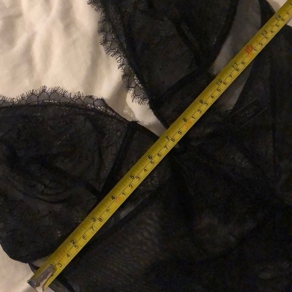 Victoria’s Secret V Wire Lace Teddy Thong Bodysuit in Black M - Picture 13 of 13